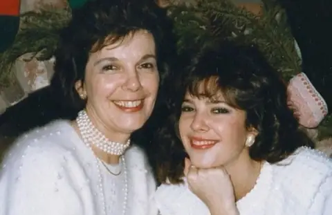 Kris Jenner Mourns Sister’s “Unexpected” Loss in A Hear-Wrenching Instagram Post