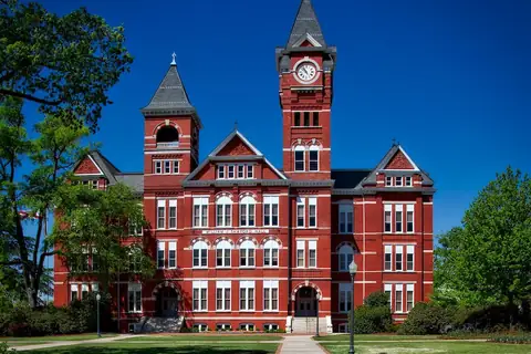 US Schools That Encourage Mental-Wellbeing Alongside Academic Excellence